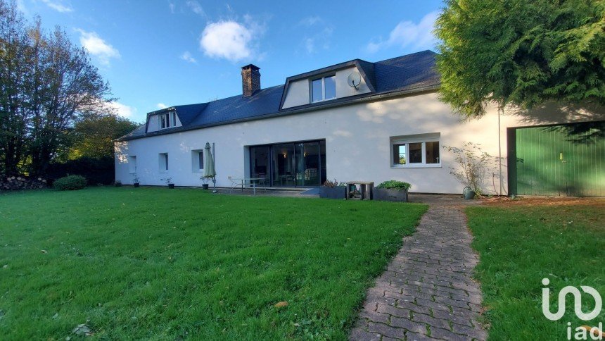 House 6 rooms of 215 m² in Cramont (80370)