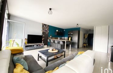 Appartement 3 pièces de 73 m² à Saint-Priest-en-Jarez (42270)