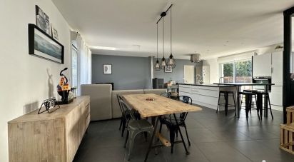 Maison 5 pièces de 122 m² à Mont-près-Chambord (41250)