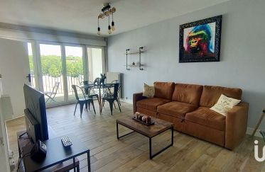 Appartement 3 pièces de 65 m² à Reims (51100)