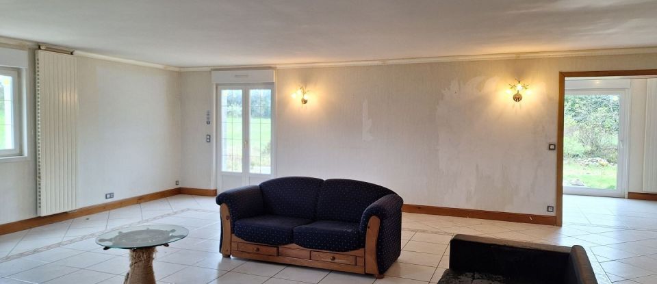 House 5 rooms of 210 m² in Le Mesnil-Auzouf (14260)
