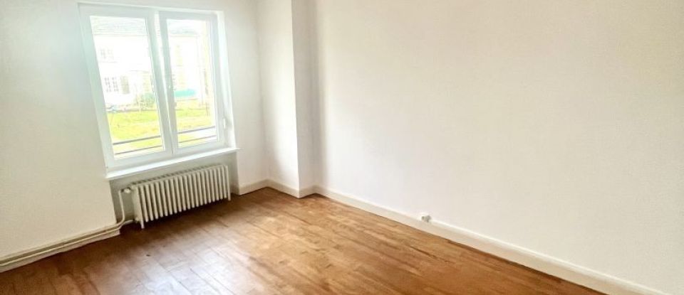Maison 5 pièces de 110 m² à Creutzwald (57150)
