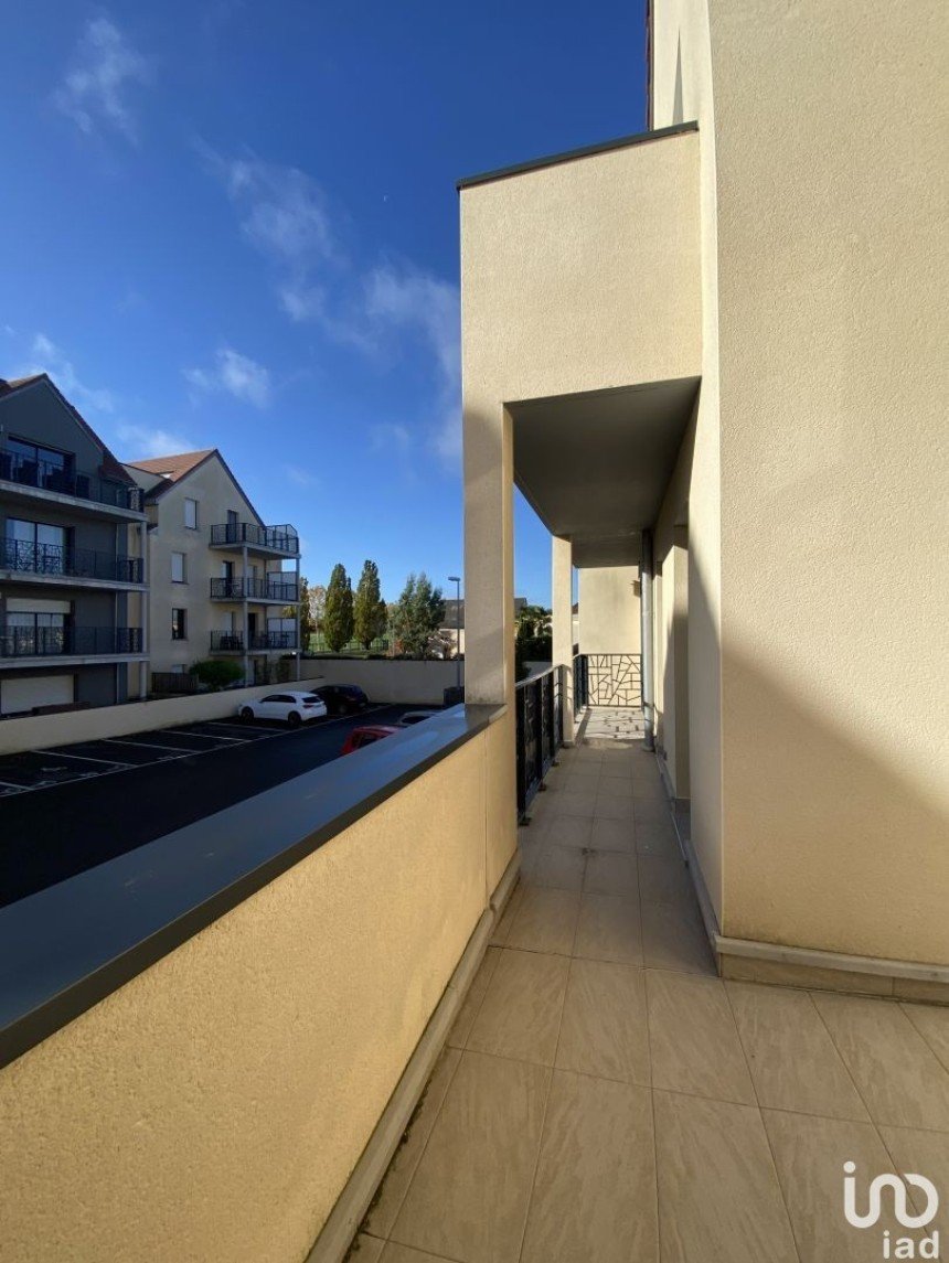 Appartement 4 pièces de 91 m² à Le Coudray (28630)