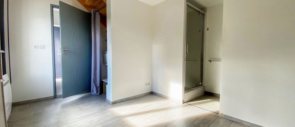 Duplex 5 rooms of 116 m² in Aix-les-Bains (73100)