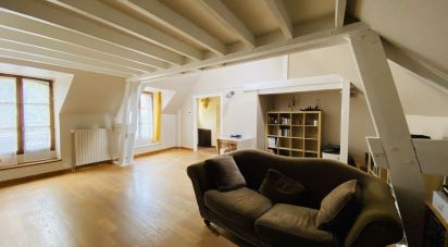 Maison 7 pièces de 198 m² à Le Malesherbois (45330)