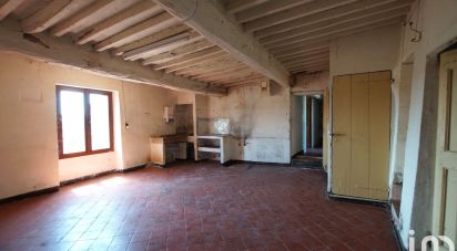 House 4 rooms of 74 m² in Entrevennes (04700)