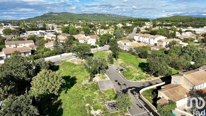 Land of 353 m² in Bollène (84500)
