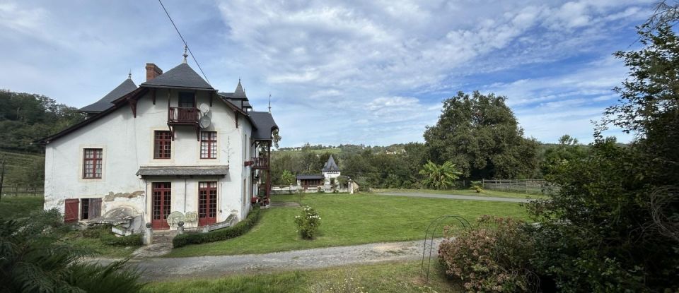 House 7 rooms of 360 m² in Jurançon (64110)