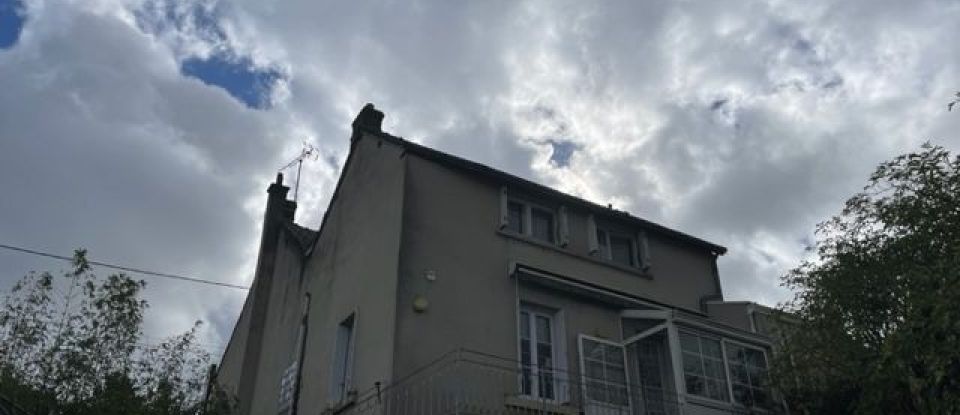 House 7 rooms of 175 m² in Monnaie (37380)