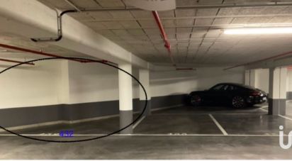 Parking/garage/box de 15 m² à Paris (75008)