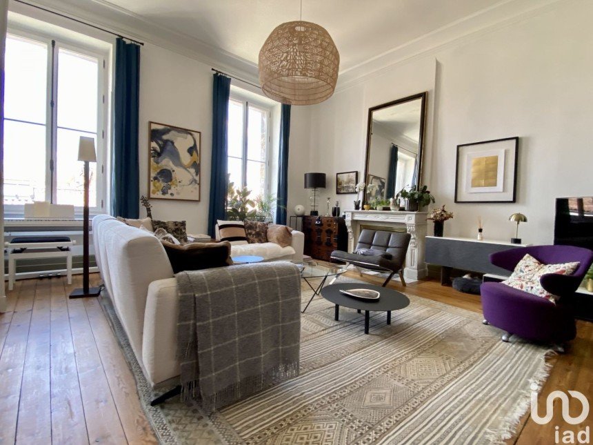 Appartement 4 pièces de 129 m² à Bordeaux (33000)