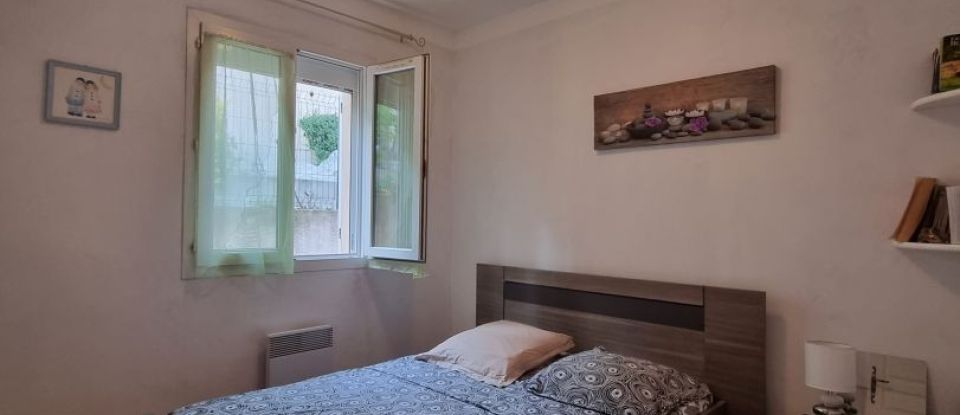 House 4 rooms of 86 m² in Saint-Cyr-sur-Mer (83270)