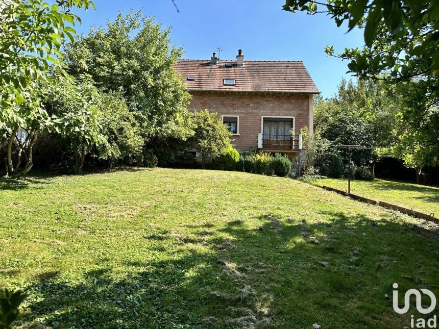 House 5 rooms of 118 m² in Besançon (25000)