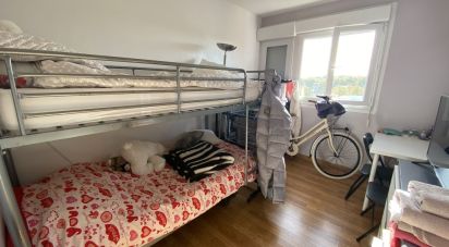Apartment 3 rooms of 69 m² in Amiens (80000)