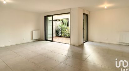 Apartment 4 rooms of 98 m² in Talence (33400)