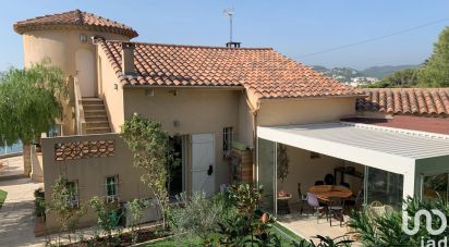 House 9 rooms of 263 m² in Sanary-sur-Mer (83110)