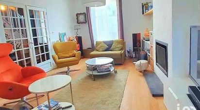 House 8 rooms of 169 m² in Nantes (44100)