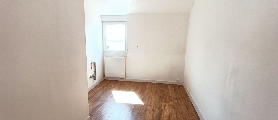 House 8 rooms of 169 m² in Nantes (44100)