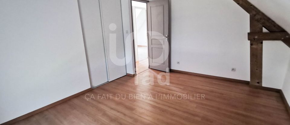 Maison 5 pièces de 110 m² à Saint-Pern (35190)