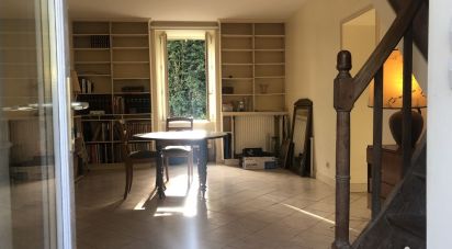 Village house 9 rooms of 160 m² in Charchigné (53250)