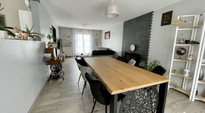 House 4 rooms of 108 m² in Blanzy (71450)