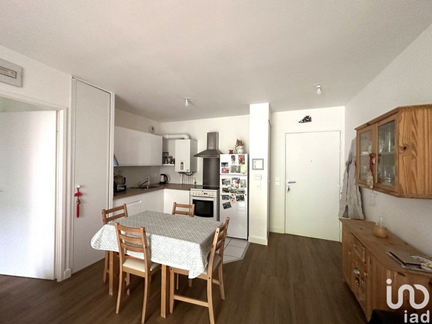 Appartement 2 pièces de 43 m² à La Queue-en-Brie (94510)