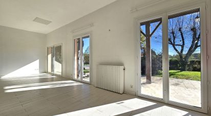 Maison 4 pièces de 111 m² à Saint-Caprais-de-Bordeaux (33880)