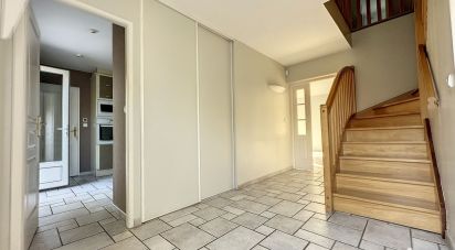Maison traditionnelle 8 pièces de 185 m² à Melun (77000)