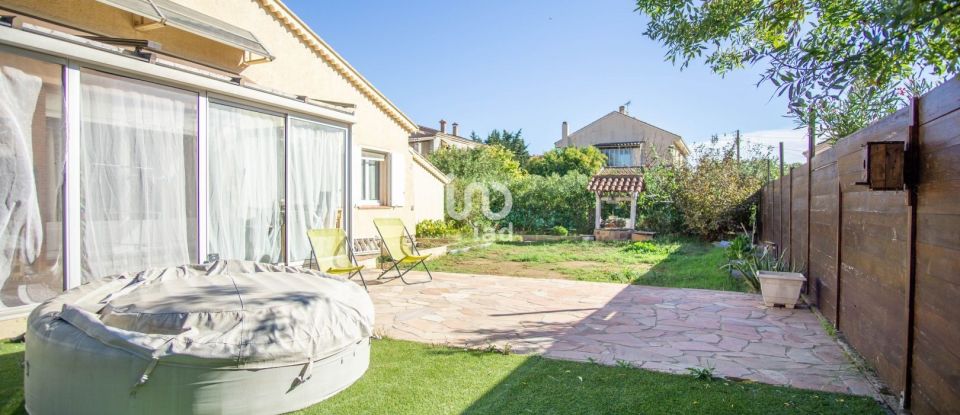 House 4 rooms of 98 m² in Fréjus (83600)