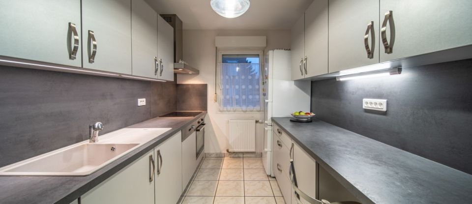 Apartment 5 rooms of 81 m² in Montigny-lès-Metz (57950)