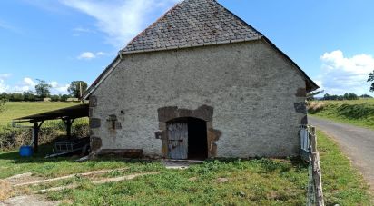 Grange 2 pièces de 130 m² à Saint-Bonnet-de-Salers (15140)