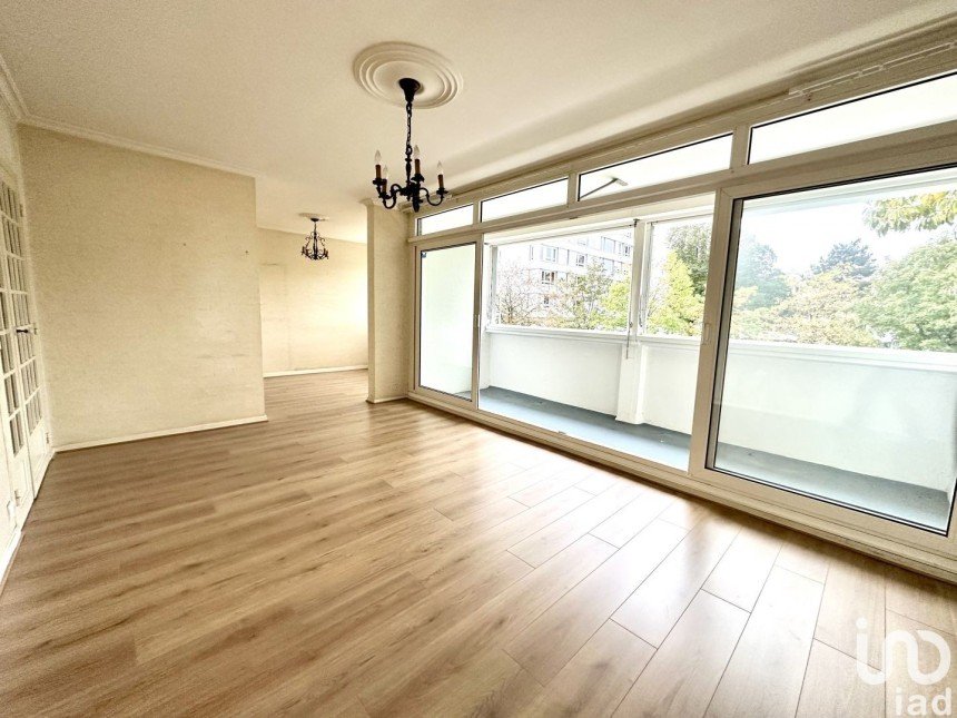 Appartement 5 pièces de 84 m² à Saint-Herblain (44800)