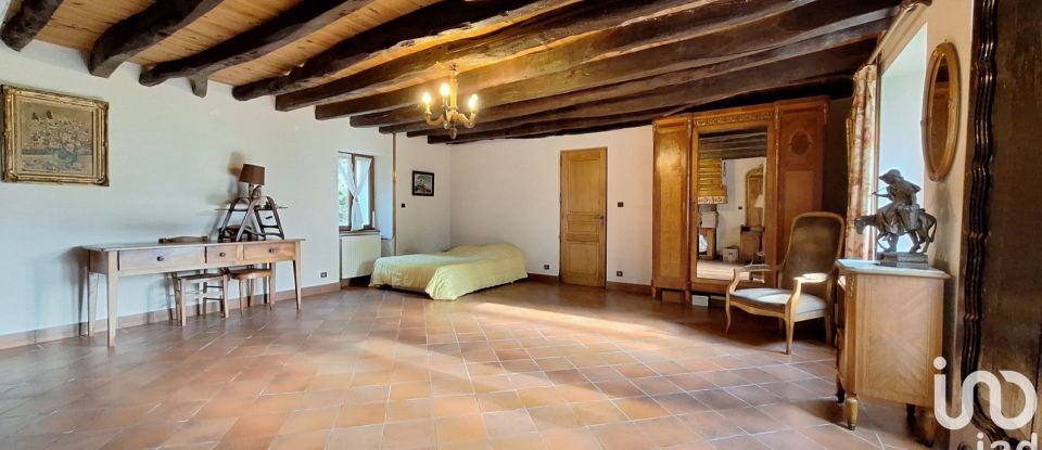 House 7 rooms of 207 m² in Guémené-Penfao (44290)