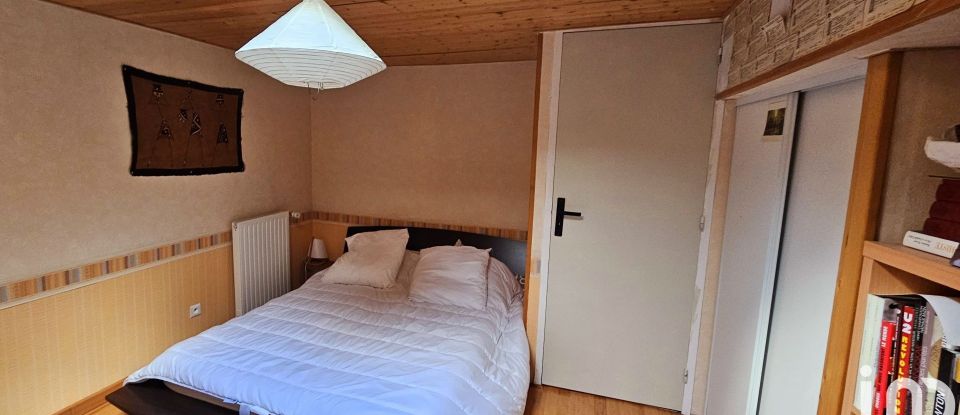 House 6 rooms of 160 m² in La Chaize-le-Vicomte (85310)