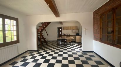 House 4 rooms of 146 m² in Lamotte-Warfusée (80800)