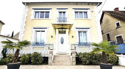 Maison 7 pièces de 160 m² à Misy-sur-Yonne (77130)