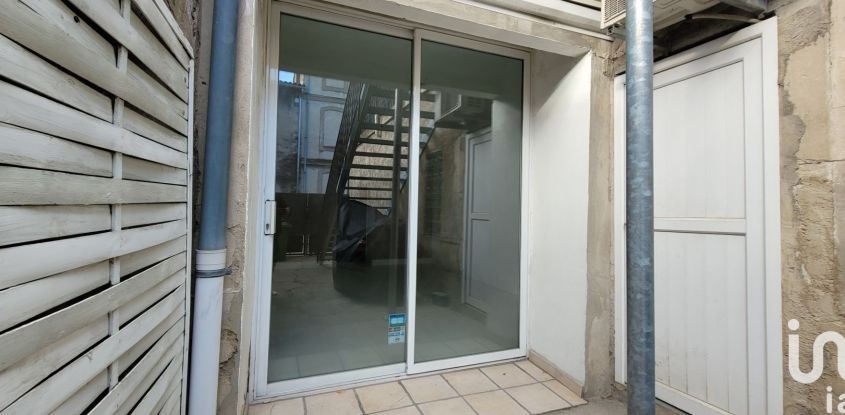 Business premises of 67 m² in Caumont-sur-Durance (84510)