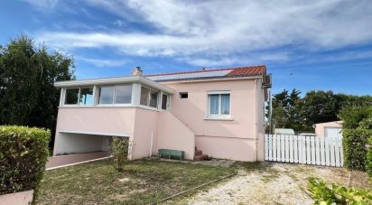 House 5 rooms of 86 m² in Givrand (85800)