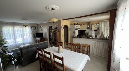 House 5 rooms of 89 m² in Chasseneuil-du-Poitou (86360)