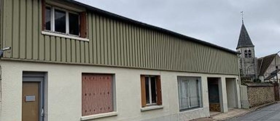 Workshop of 535 m² in Chuelles (45220)