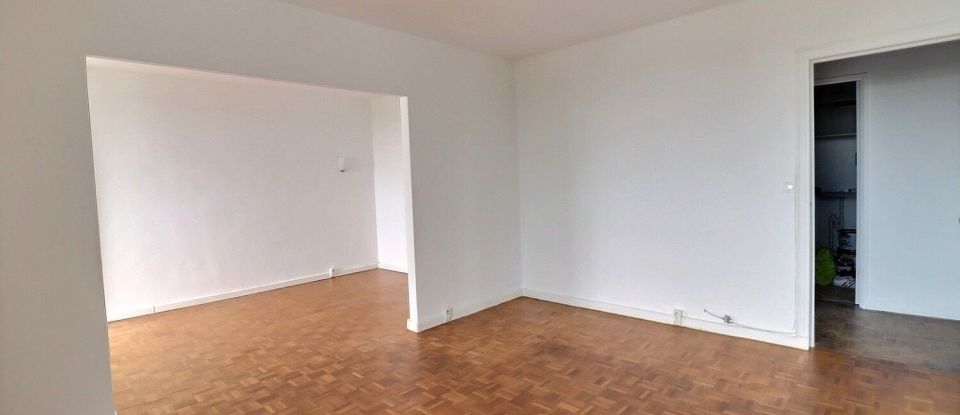 Appartement 3 pièces de 72 m² à Pontault-Combault (77340)