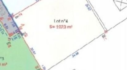 Land of 1,023 m² in Saint-Laurent-sur-Oust (56140)