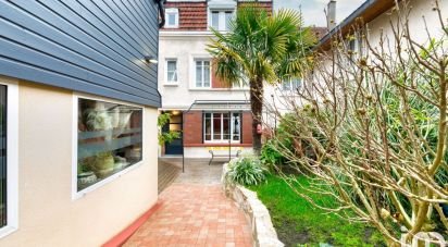 House 6 rooms of 119 m² in Rouen (76000)