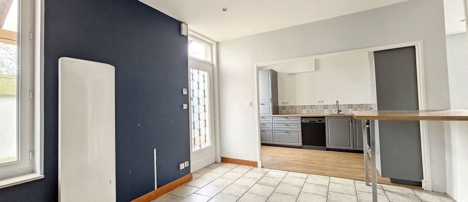 House 5 rooms of 96 m² in Moulins (03000)