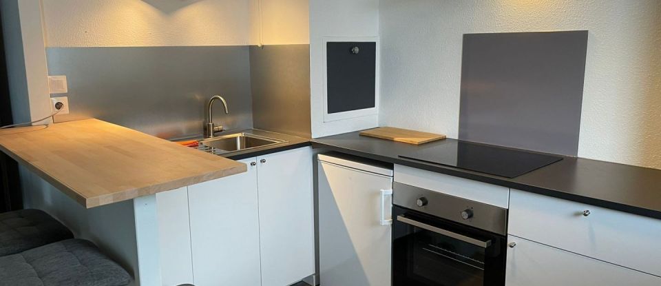 Apartment 1 room of 30 m² in Gradignan (33170)