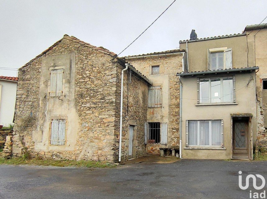 House 8 rooms of 151 m² in Rouairoux (81240)