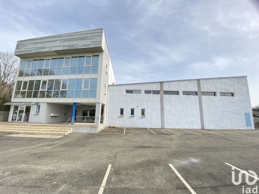 Immeuble de 1 230 m² à Pau (64000)