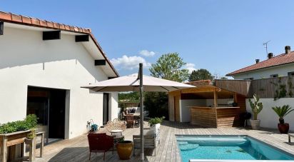 House 7 rooms of 169 m² in Angresse (40150)
