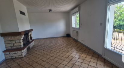 Maison 5 pièces de 96 m² à Menoux (70160)