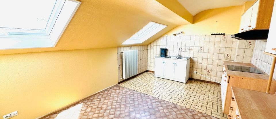 House 10 rooms of 304 m² in Muespach (68640)